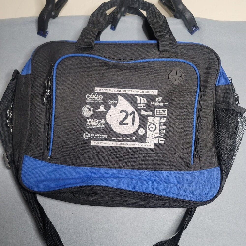 Bullet LapTop Case Pockets Shoulder Strap Appx 15 x 11 x 4.5